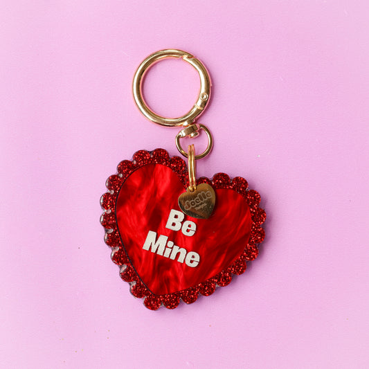 Custom Valentine’s Scalloped Heart Collar Candy™️