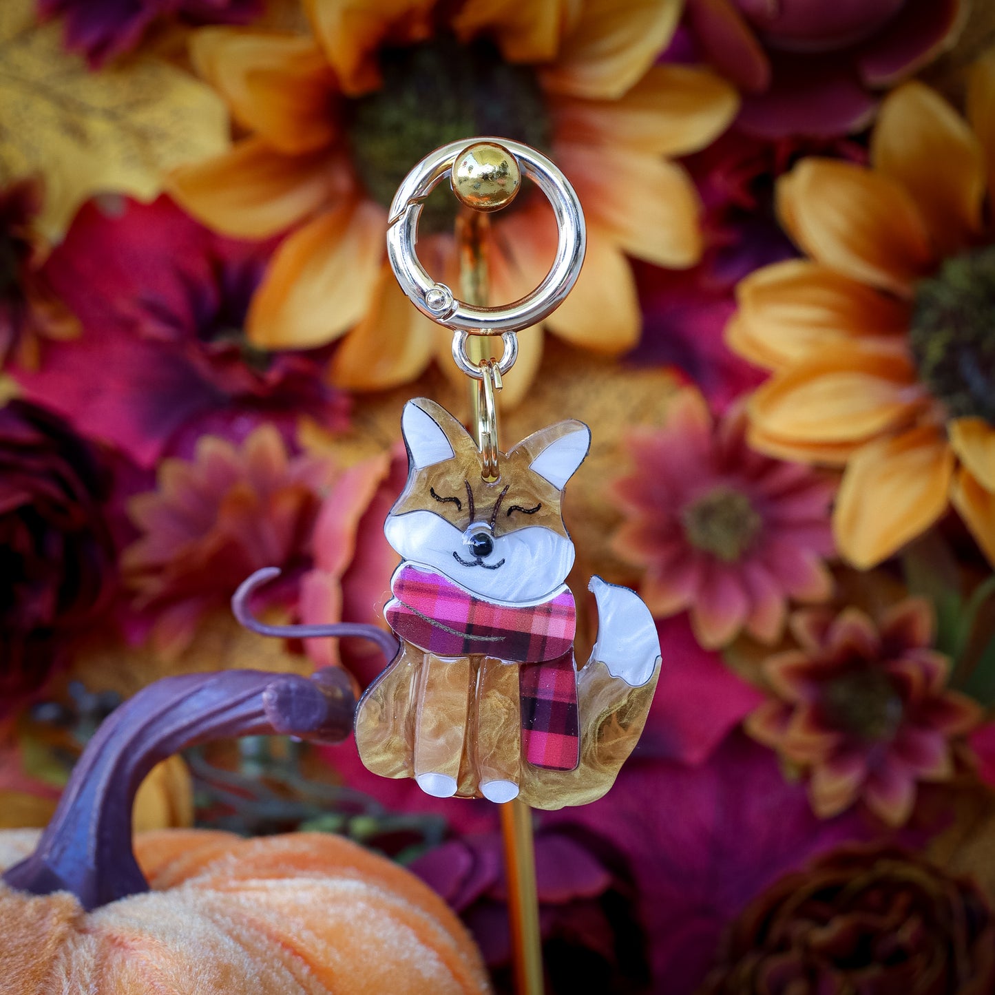 Snuggly Fox Collar Candy®️