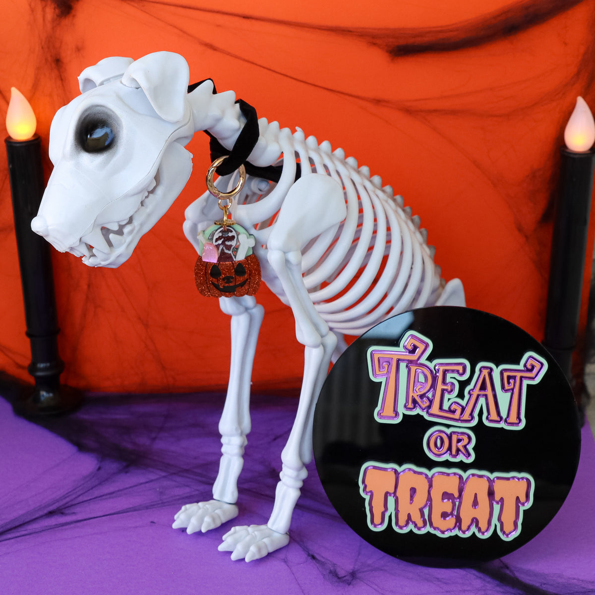 Treat or Treat Sign